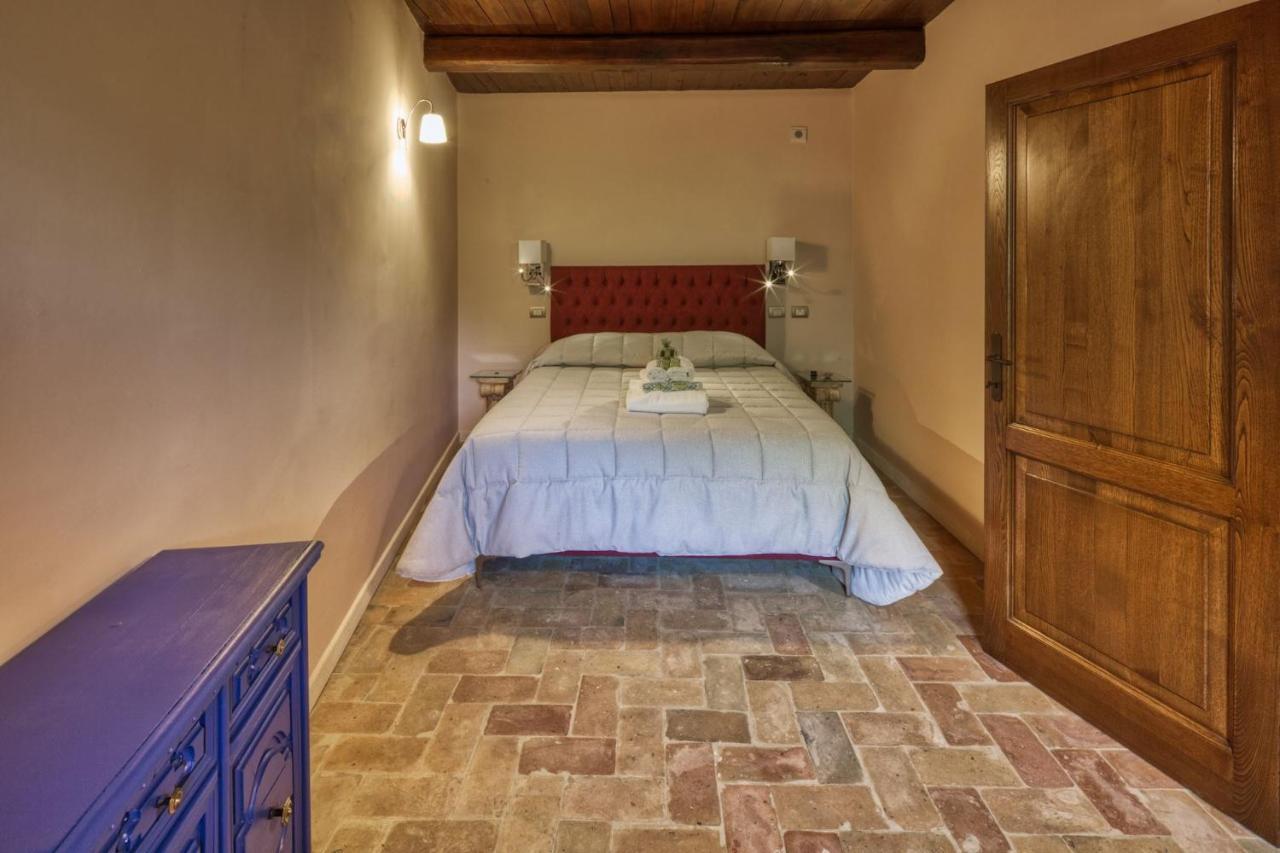 Borgo Incantato Spoleto Pompagnano ภายนอก รูปภาพ