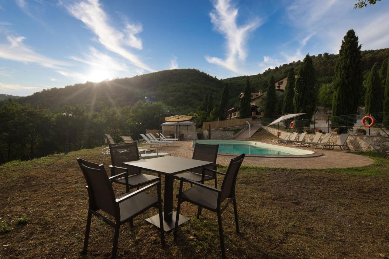 Borgo Incantato Spoleto Pompagnano ภายนอก รูปภาพ