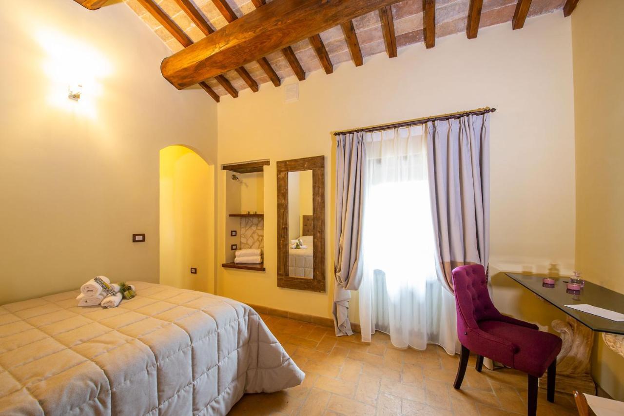 Borgo Incantato Spoleto Pompagnano ภายนอก รูปภาพ